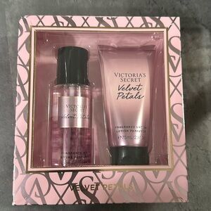 Victoria’s Secret velvet petals